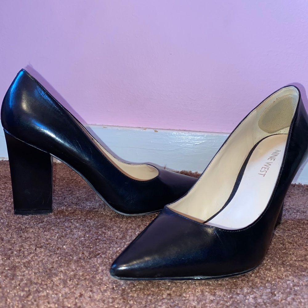 Nine West Black Pumps